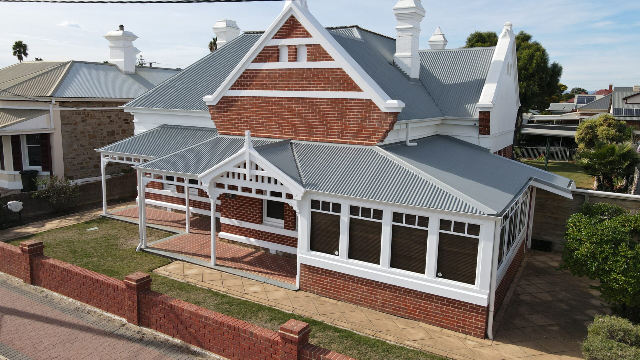 Colorbond Roofing on Modern Roofline Modern roofline with Colorbond material